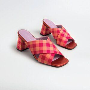 Unreal Fields Madge Fuschia/Orange Sandal Size 9/EU 40